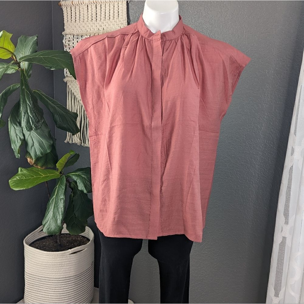 New Vine & Love Small Textured Button Down Rose Pink Shirt